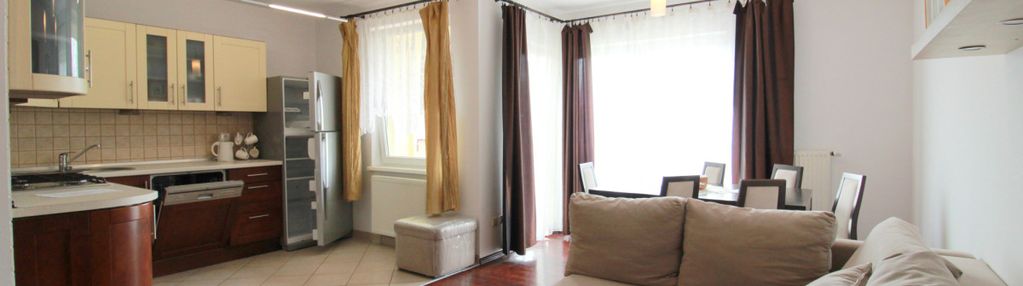 Dwupoziomowe 3-pokojowe mieszkanie z 2 łazienkami