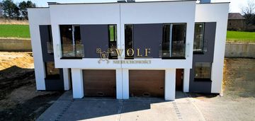 Nowoczesny dom w zabudowie bliźniaczej