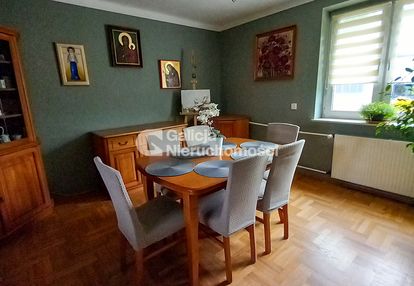 Dom wolnostojący 122 m², 14 arów, cisza i zieleń.