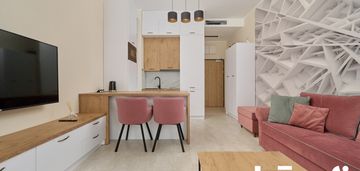 Mieszkanie z ogrodem/ brzoskwiniowa