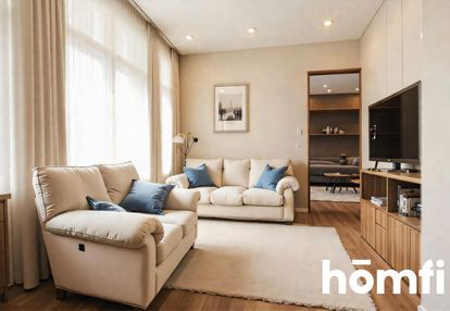 Kameralne 2 pokoje w kamienicy w ścisłym centrum.