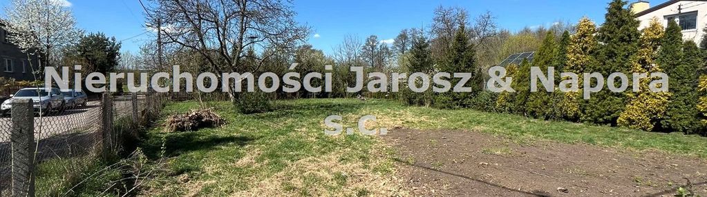 Działka budowlana - 644 m2 - ogrodzona