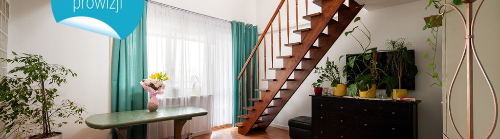 5 pokoi, antresola, balkon – metro zacisze