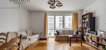 102 m², 4 pokoje, loggia, garaż, dwie łazienki