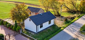 Urokliwy mały domek na wsi – dziewiątle, cisza, sp