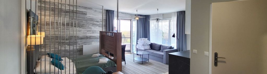 Nowoczesny apartament z widokiem na zalew