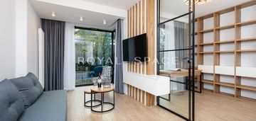 Przestronny apartament nieopodal błoń krakowskich