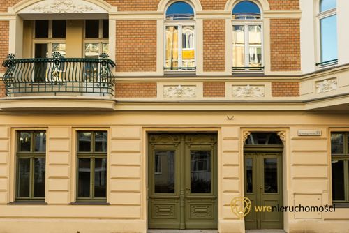Dwupak kawalerek w prestiżowej kamienicy w centrum