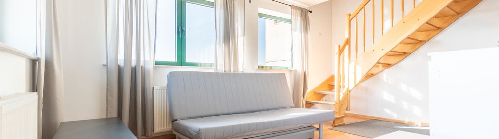 48m2 / antresola / garderoba