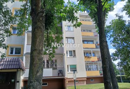 M-3 na 4-piętrze w bloku 42m2 na górzyskowie.