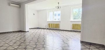 Bliźniak z garażem i ogródkiem mokotów służew
