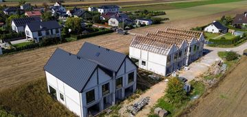 Dom - komfortowe pokoje, ogród i ocieplone poddasze