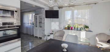 Gotowy do zamieszania dom dla rodziny