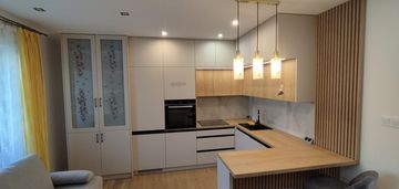 Na wynajem apartament z ogródkiem na spacerowej