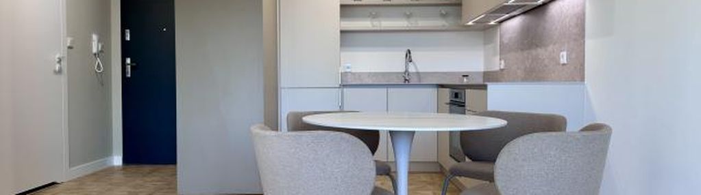 Nowe, luksusowe mieszkanie z klimatyz. i balkonem