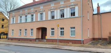 Przestronne mieszkanie 2 -pokojowe w cieplicach