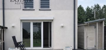 Segment skrajny 150 m z ogrodem i kominkiem