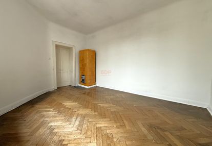 Jasne mieszkanie do własnej aranżacji przy manufakturze!