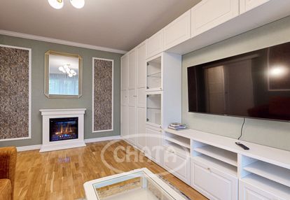 Pobożnego/ 2 - pokojowe/piwnica/winda