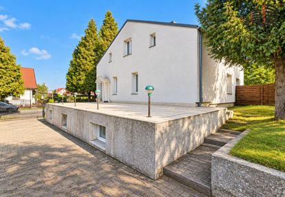 Dom 162 m² / 2 mieszkania / 1000 m² działka