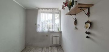 Słoneczne i rozkładowe mieszkanie z balkonem.