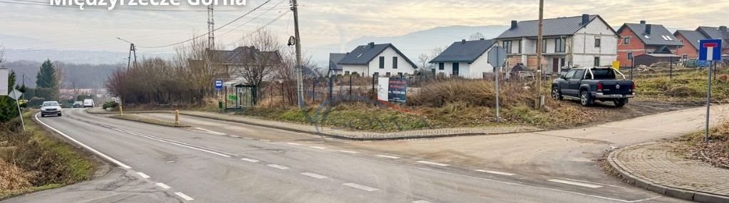 Z pozwoleniem na budowe