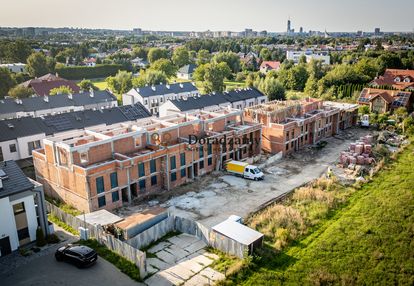 Piękne 2 poziomowe mieszkanie z tarasami na dachu