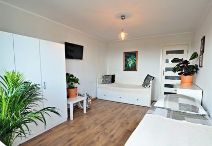 Widok na morze,2 niezależne pokoje+kuchnia,balkon