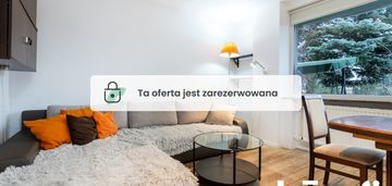 Dom z tarasem w osiedlu groty | zielona warszawa