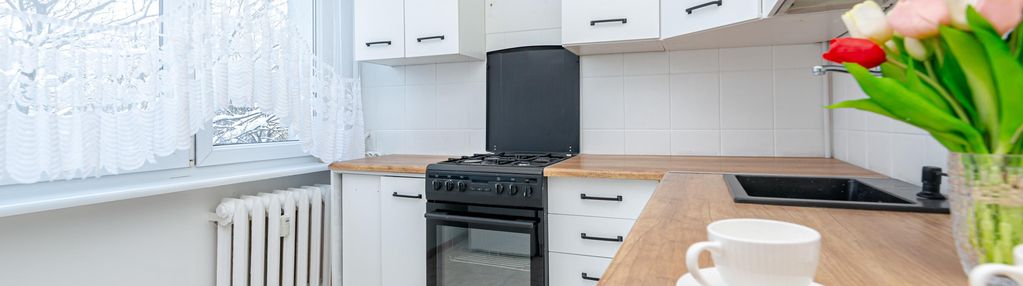 Dworcowa 49 - 2 pokoje, oddzielna kuchnia, balkon