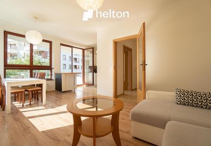 Piltza | ruczaj | czerwone maki