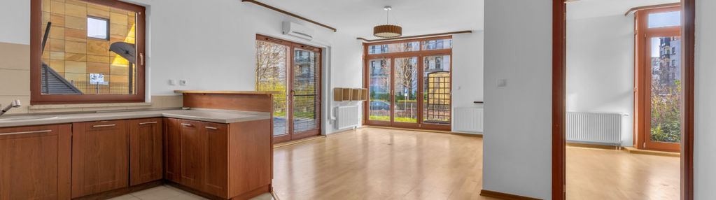 Mieszkanie z dużym ogrodem na sarmackiej