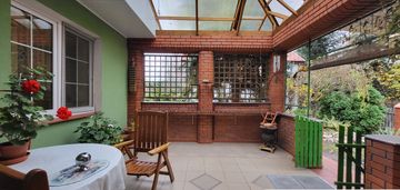 Dom parterowy, 3 sypialnie, sauna, garaż, ogród.