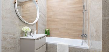 2-3 pok. po generalnym - hala wola - park - metro