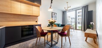 Garnizon, wrzeszcz! bez prowizji!