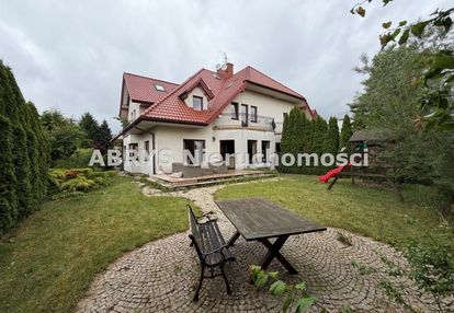 Komfortowy dom dla rodziny z ogrodem zawady! ogród