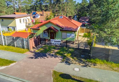 Dom wolnostojący nad jeziorem