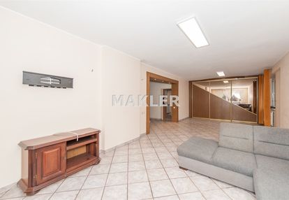 Wolnostojący dom z 6 pokojami – miedzyń