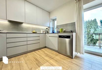 Dom wolnostojący + gabinety