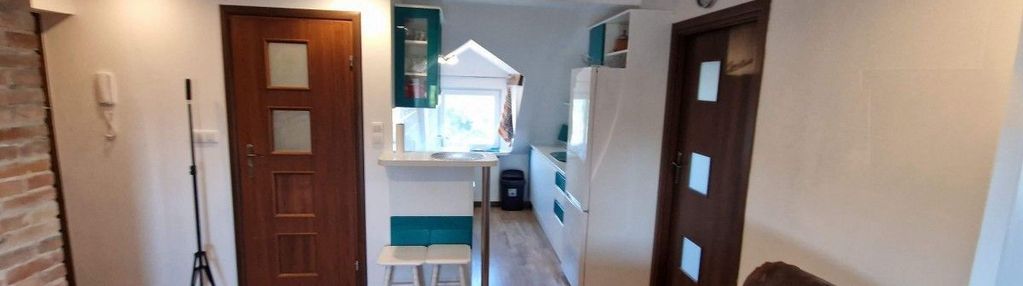 Zaciszne 2 pokojowe pod mansardowym dachem