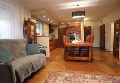 Gotowe do wprowadzenia! 4 pokoje, taras, balkon!