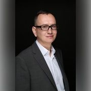 TOMASZ WRZESIŃSKI